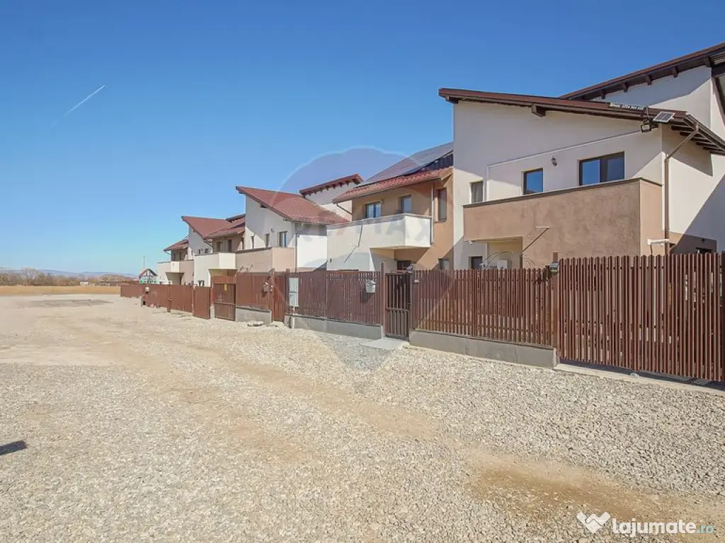 Casă Tip Duplex, Săcele 