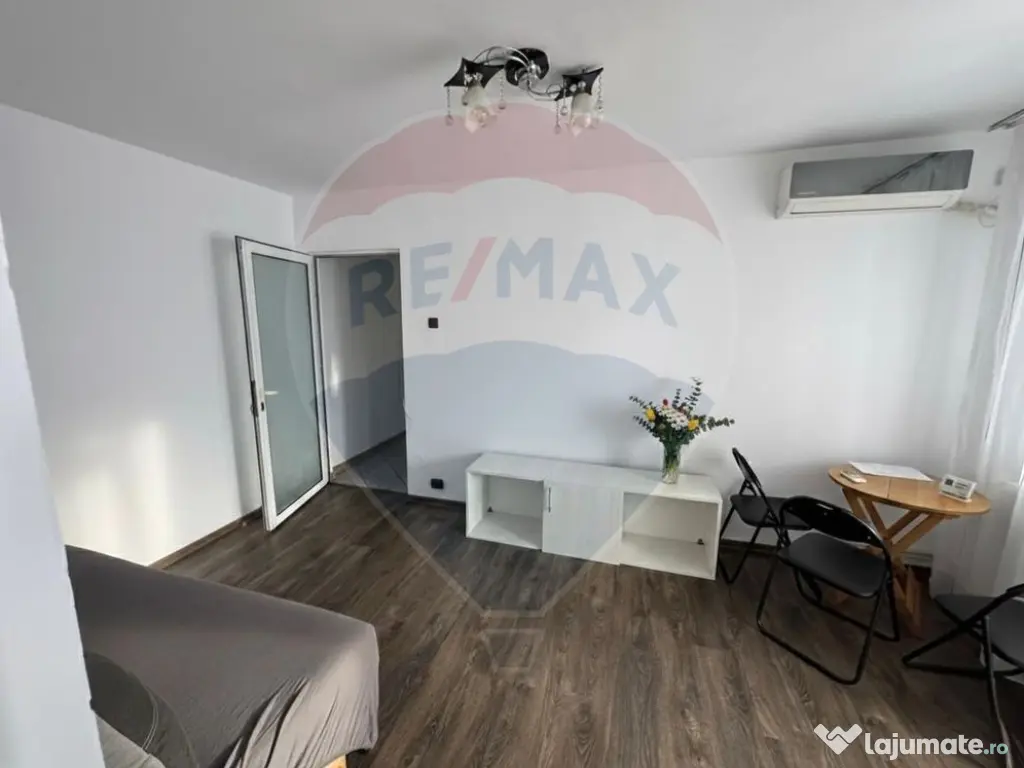 Apartament cu 2 camere de vânzare 