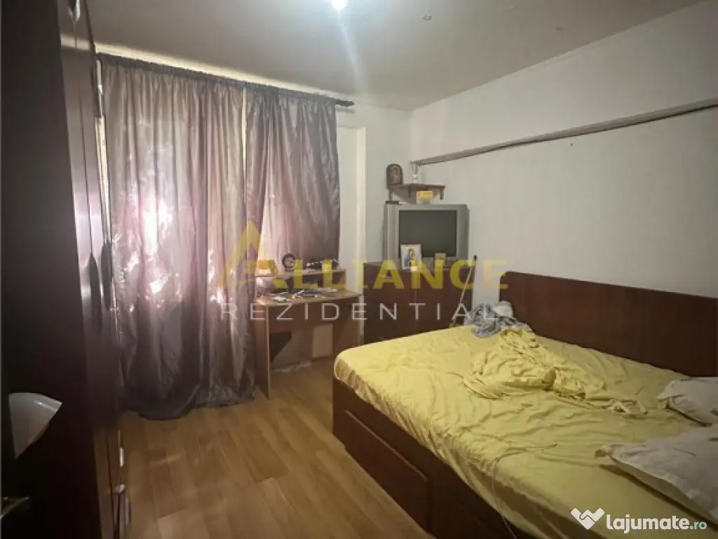 Apartament 3 camere decomandat etaj 5 cu balcon langa Branco 