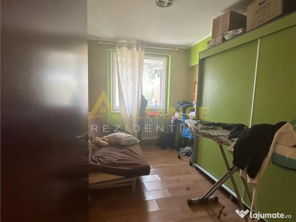 Apartament 3 camere decomandat etaj 5 cu balcon langa Branco 