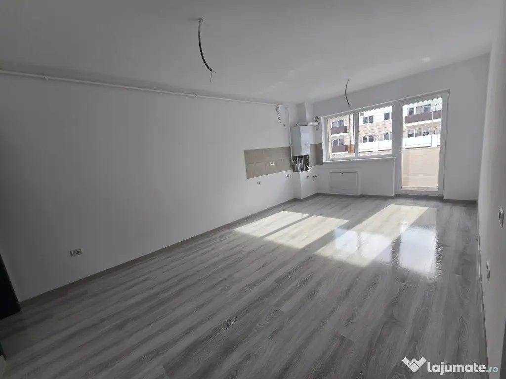 Studio 84.110 /Tva inclus 