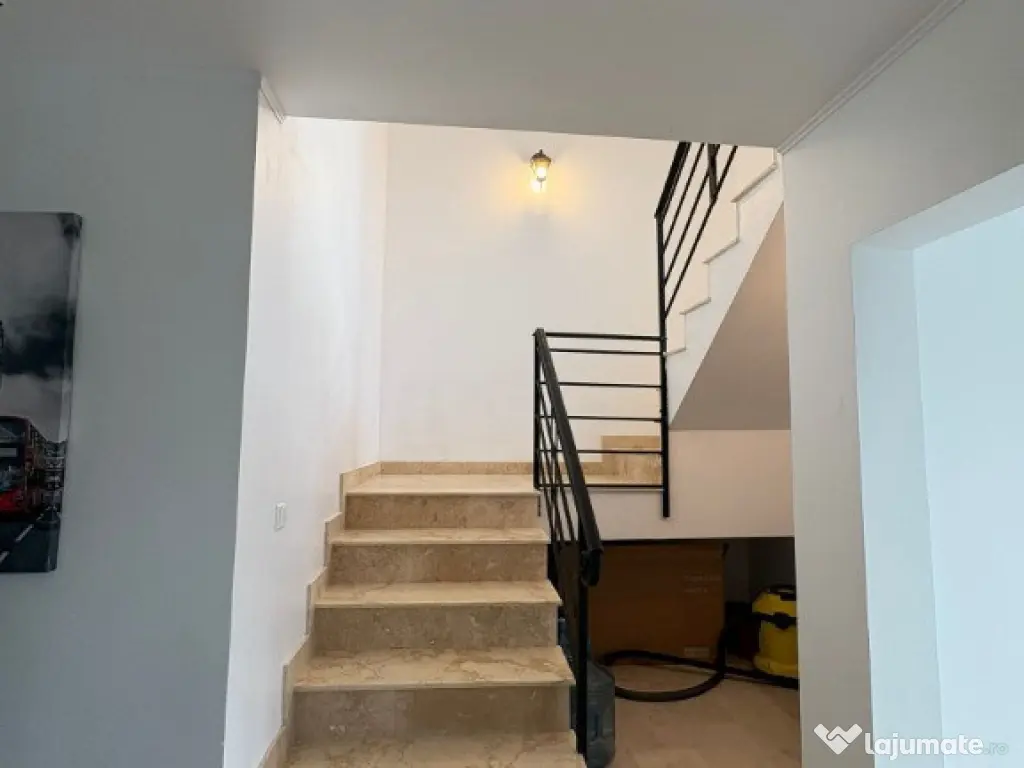 Casa 4 dormitoare renovata finisaje premium teren 459mp Lumina 