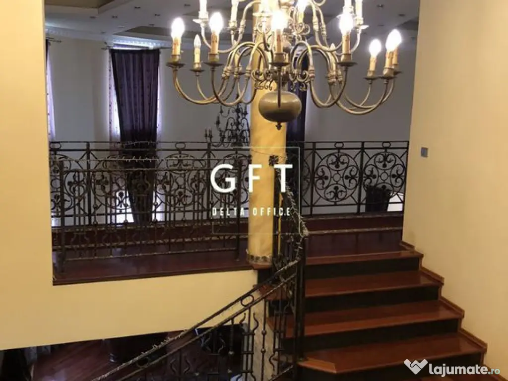 Casa de vanzare, 14 camere+teren 3500 mp, piscina interioara 