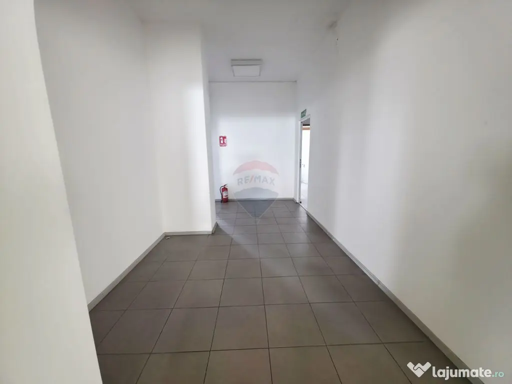 Spațiu comercial de 828 mp de vânzare în zona 1 Mai 