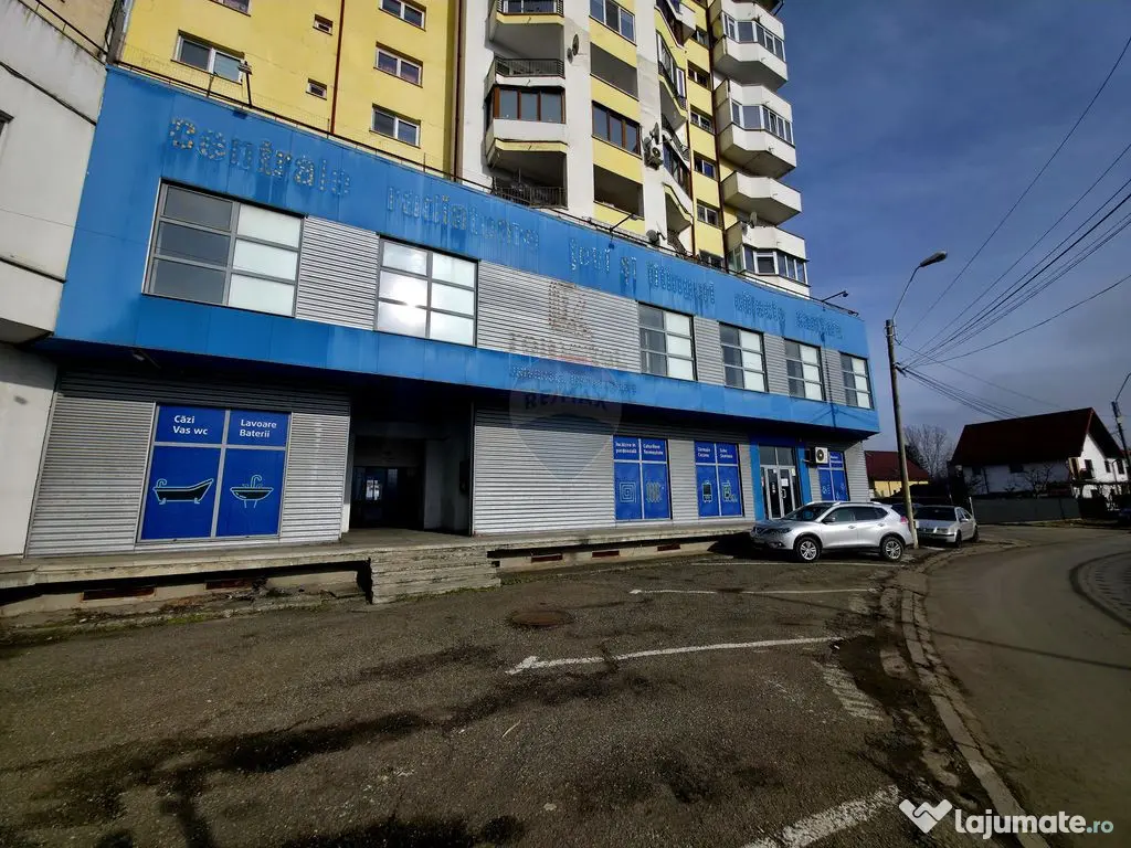 Spațiu comercial de 828 mp de vânzare în zona 1 Mai 