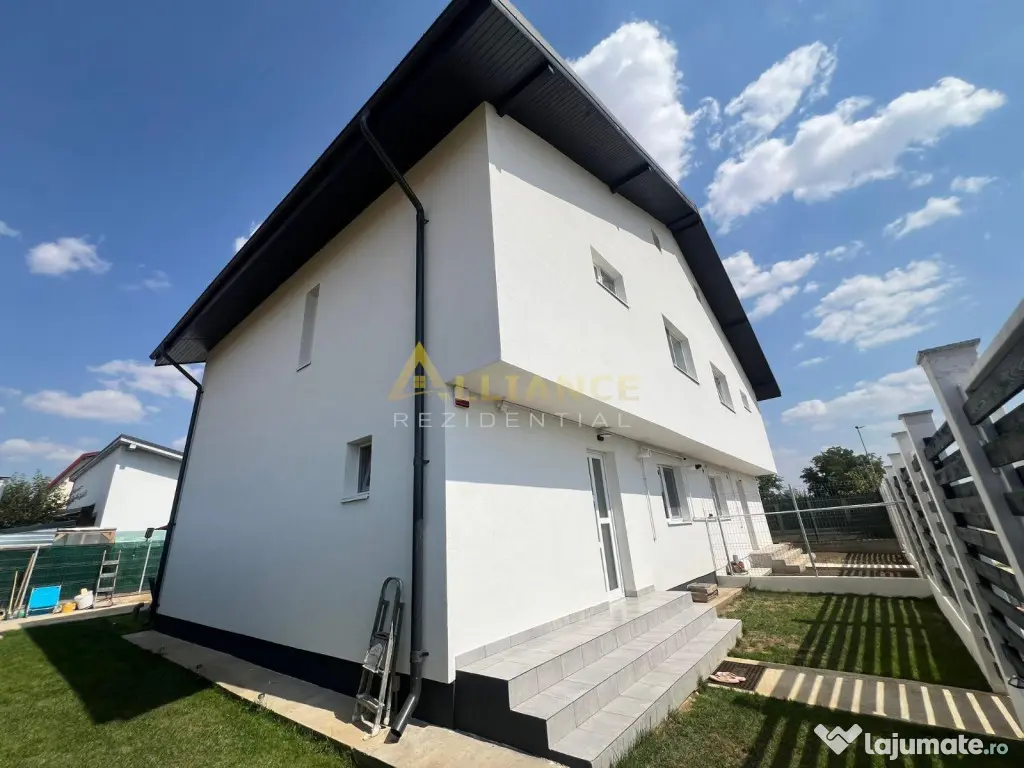 4 camere 2 bai teren 217mp 