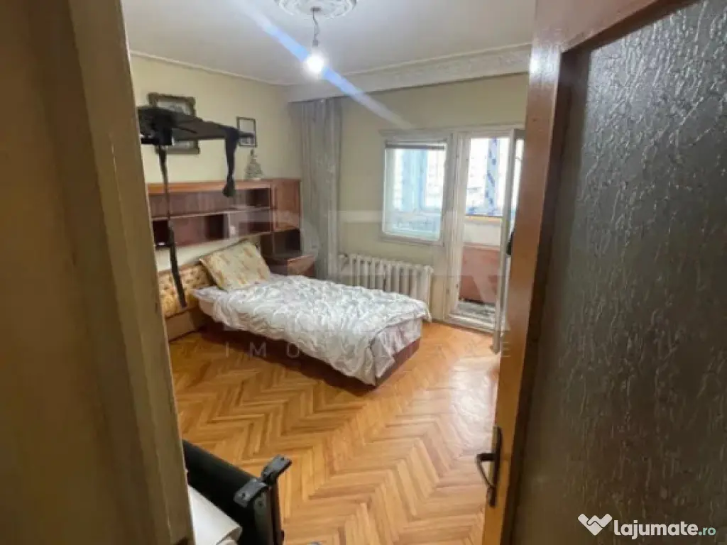 4 camere Doamna Ghica decomandat, an 1990, 97 mp 