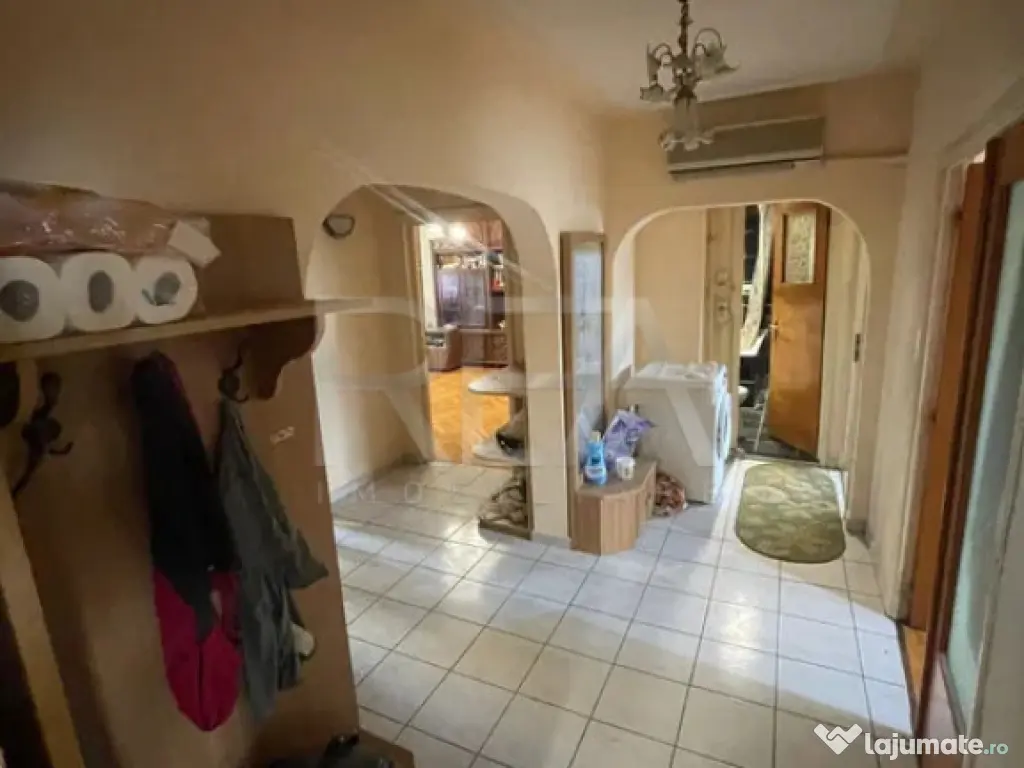 4 camere Doamna Ghica decomandat, an 1990, 97 mp 