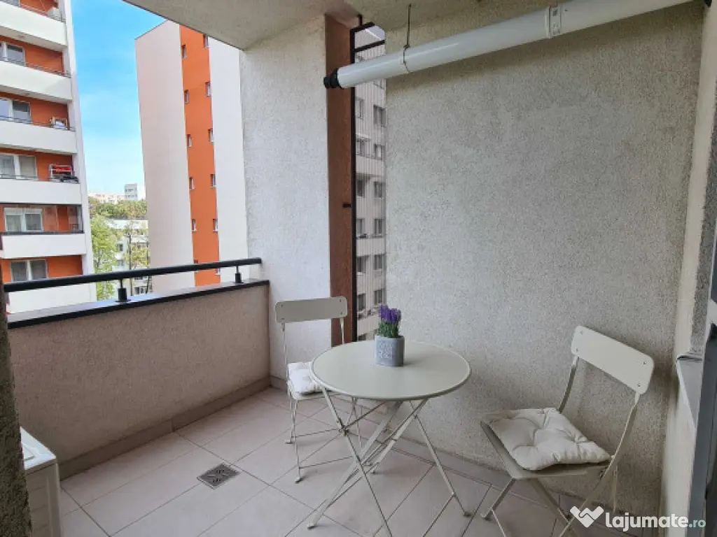 Dristor bloc nou baba novac 