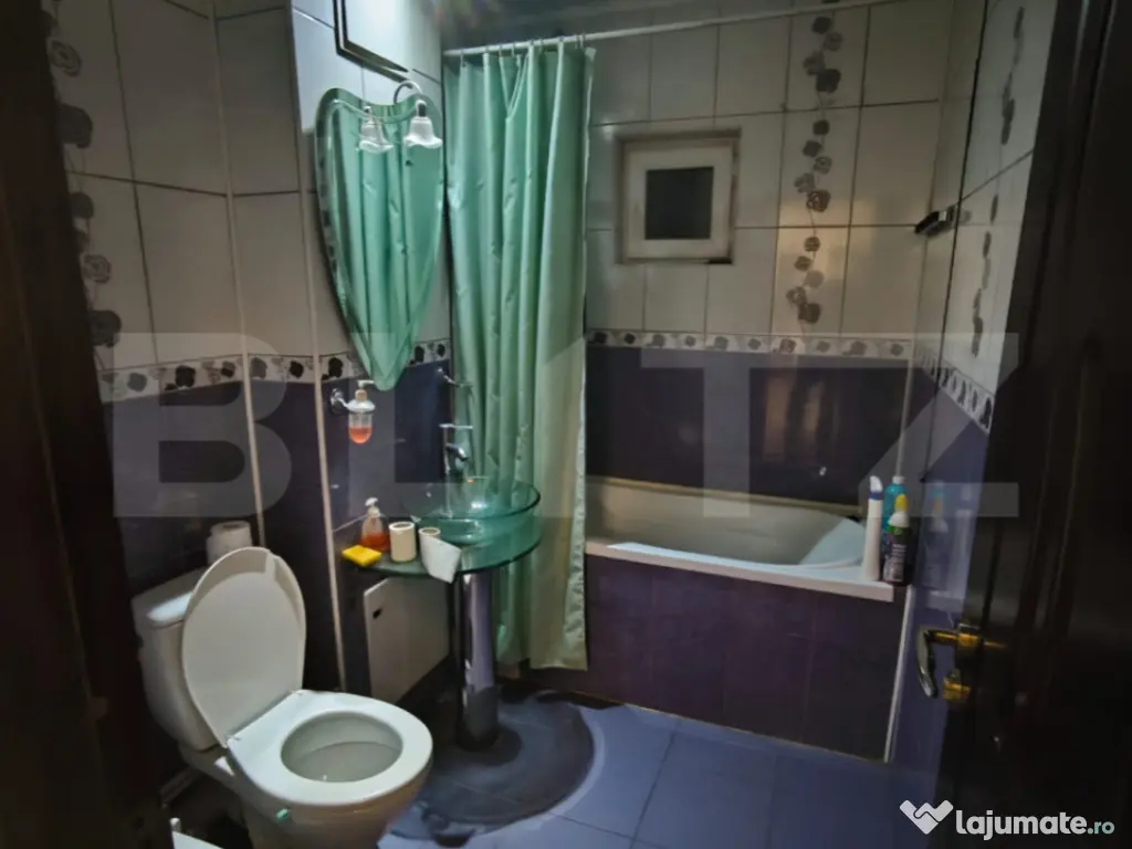 Spatiu comercial, 56 mp, parter, stradal, zona Craiovita-Ele