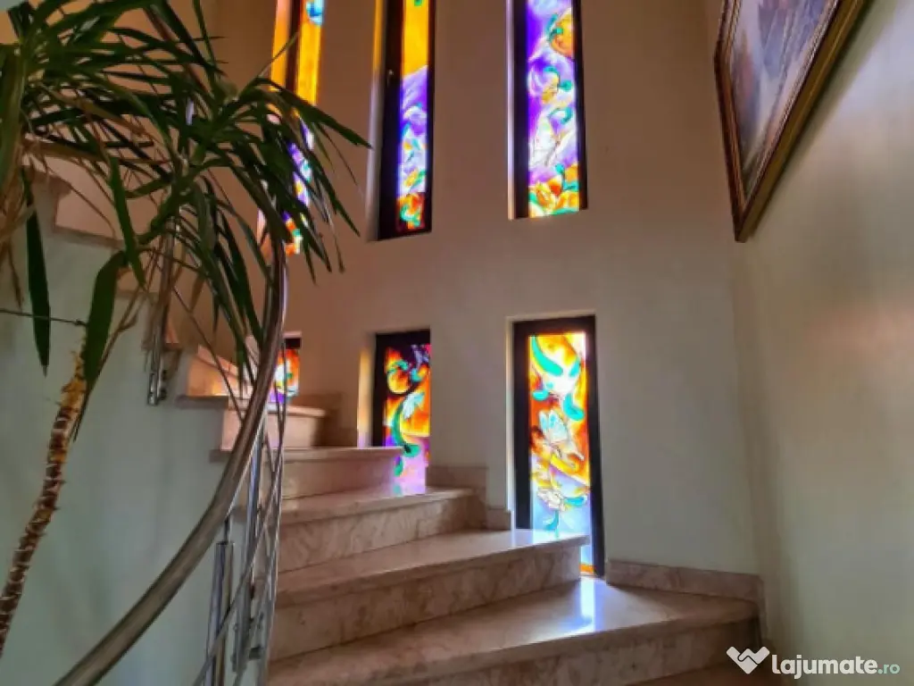 Vilă exclusivistă cu livadă privată și jacuzzi exterior 