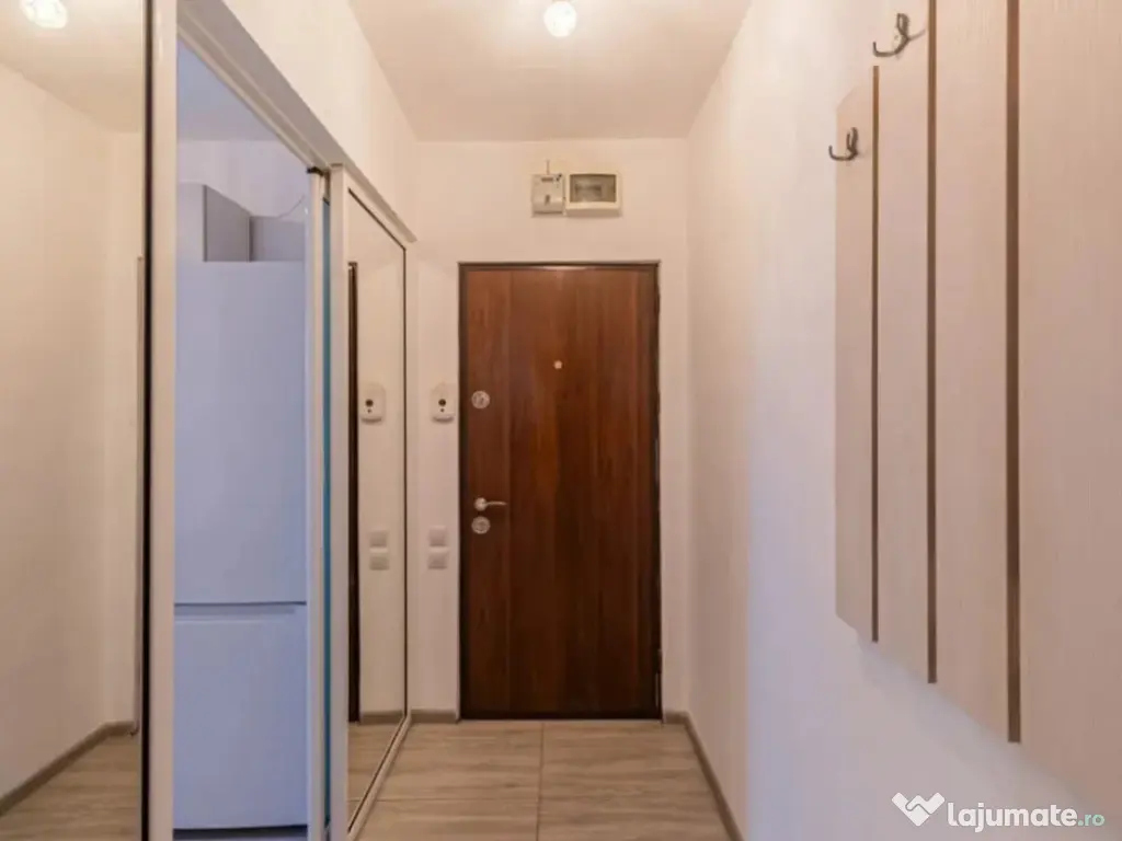 Apartament 2 camere, semidecomandat - zona Astra 