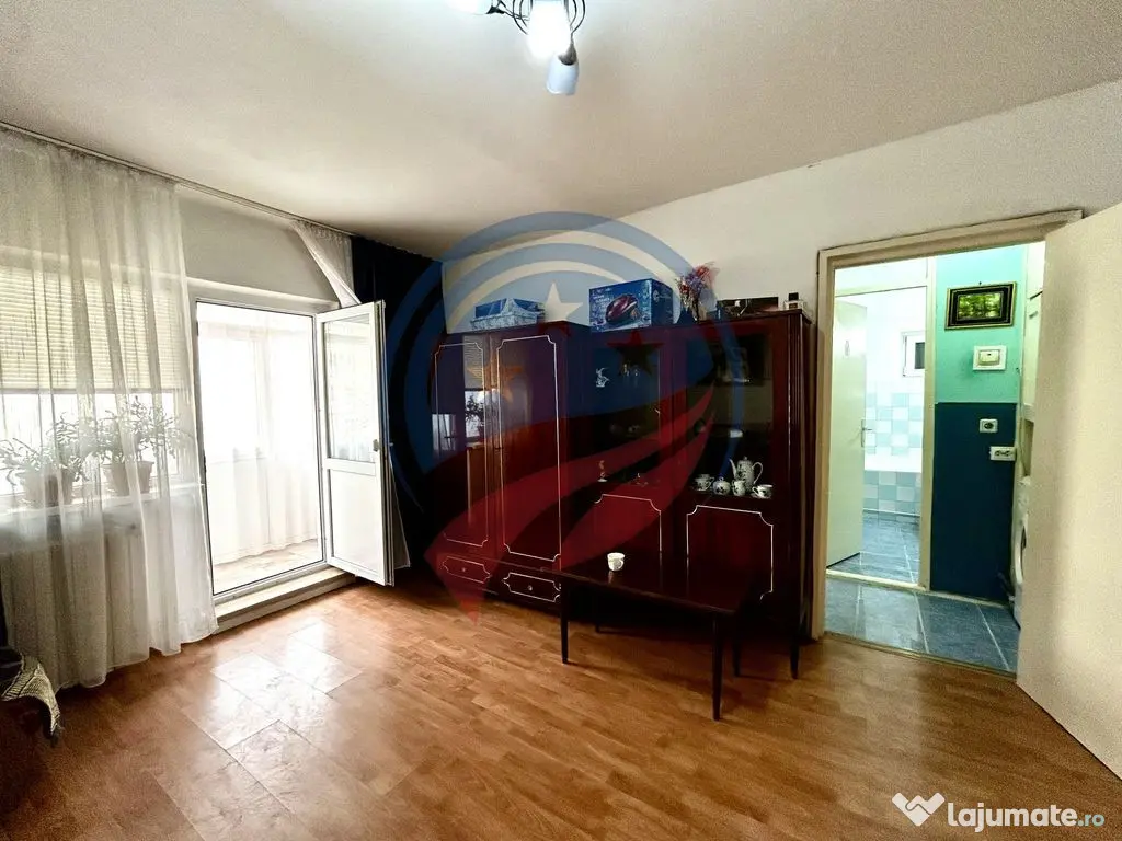 APARTAMENT SEMIDECOMANDAT - ETAJUL 1 