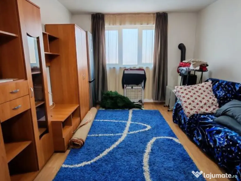 Garsoniera - zona centrala - stadion Nasaud - etaj 3 