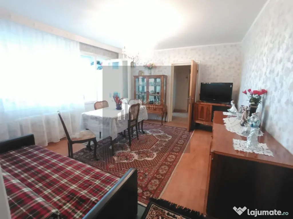 Apartament 3 camere Sector 4