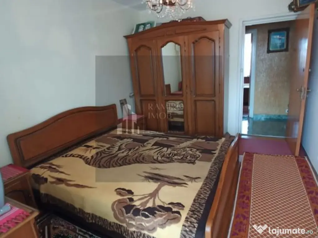 Apartament 3 camere Sector 4