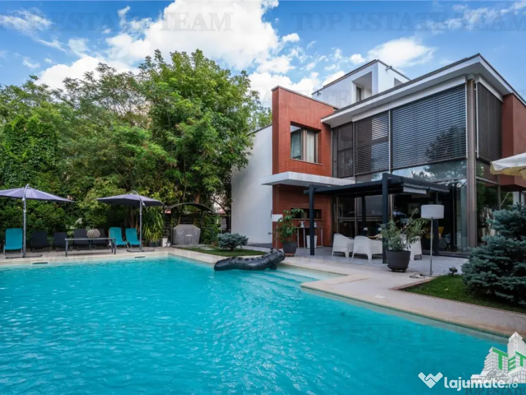Vila premium cu 7 camere, piscina privata si terasa de 90 mp 