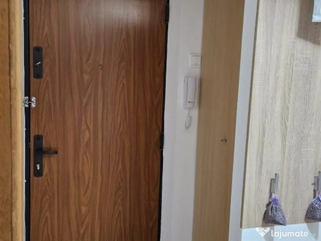 2cam.dec. mob-util cf. foto/5min metrou Pta Sudului - mut... 