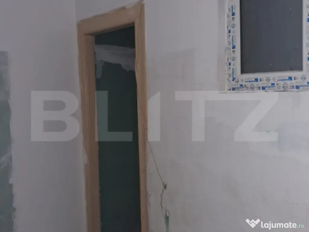 Spațiu comercial 160 mp + terasă 40 mp, lângă Piața Sfa 