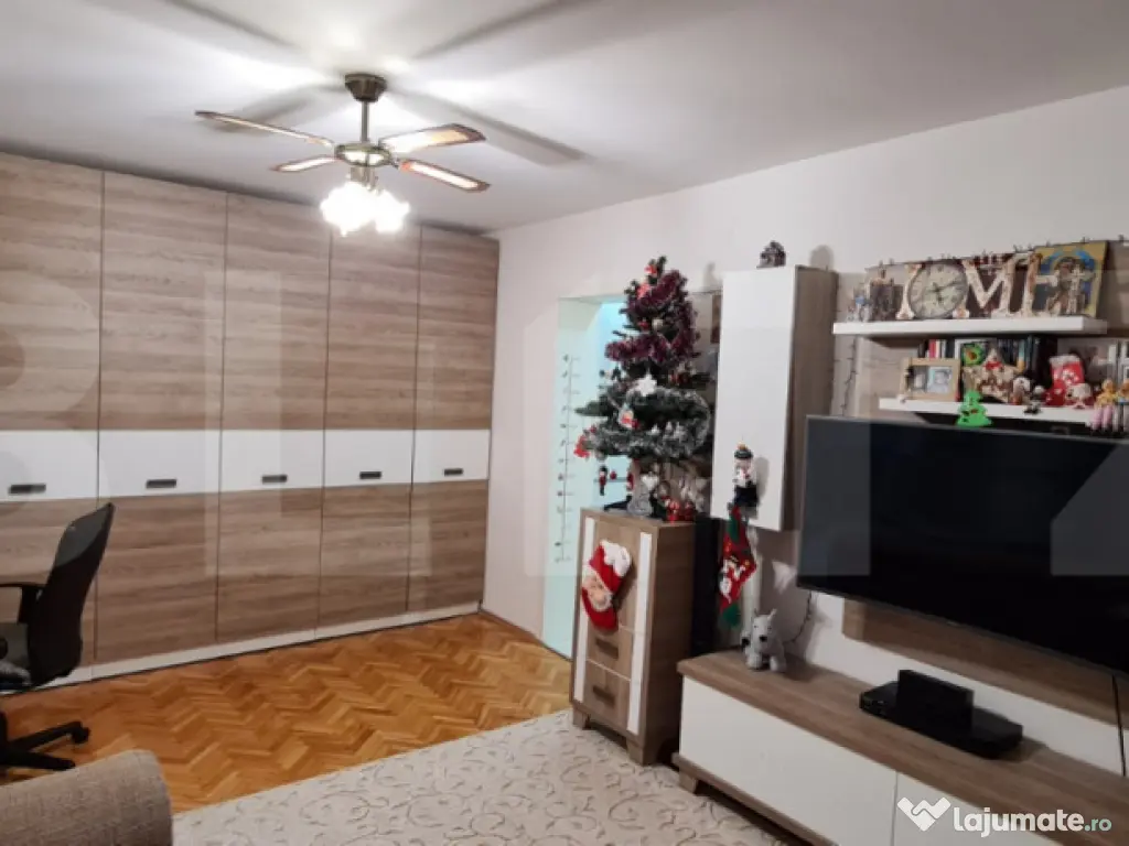 Apartament cu 3 camere 74 mp, Mobilat Modern, Garaj, zona Ma