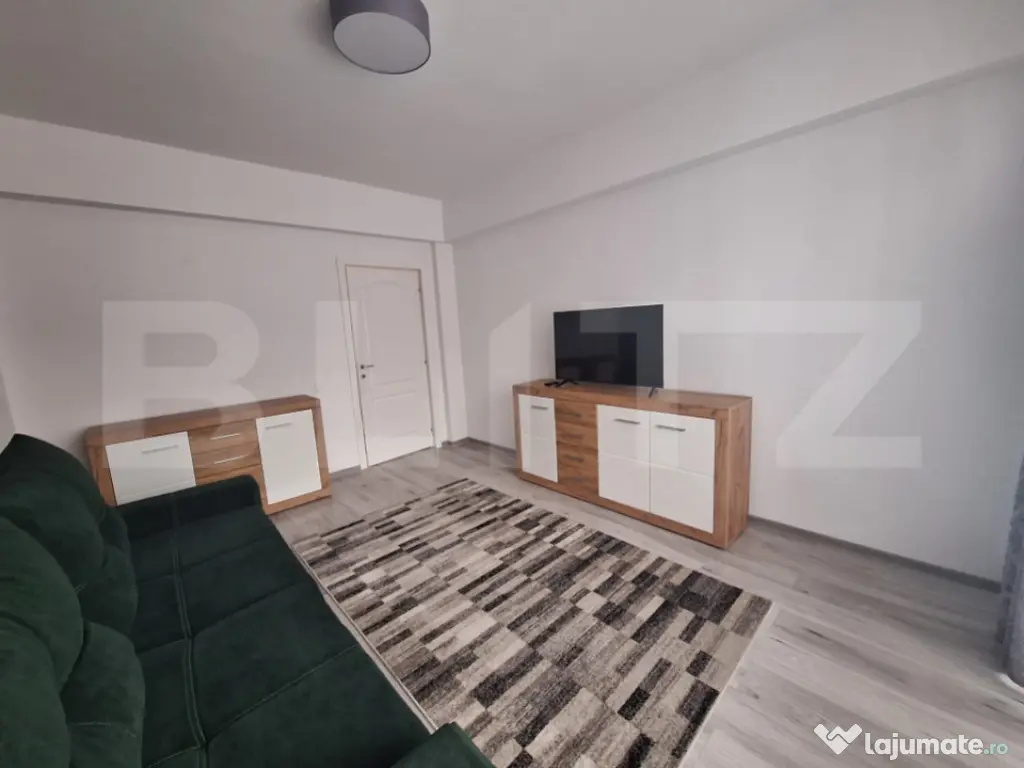 Apartamenrt 2 camere decomandate , 55mp, parcare + boxa, zon 