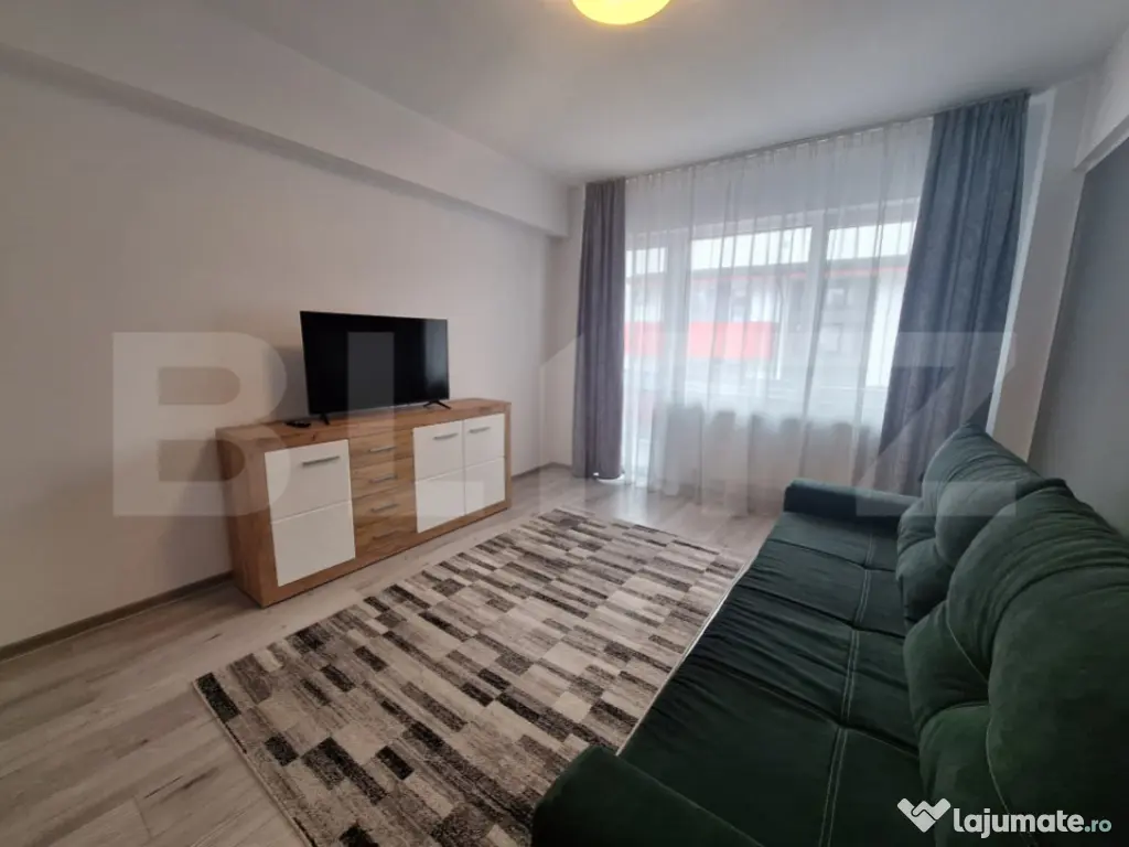 Apartamenrt 2 camere decomandate , 55mp, parcare + boxa, zon 