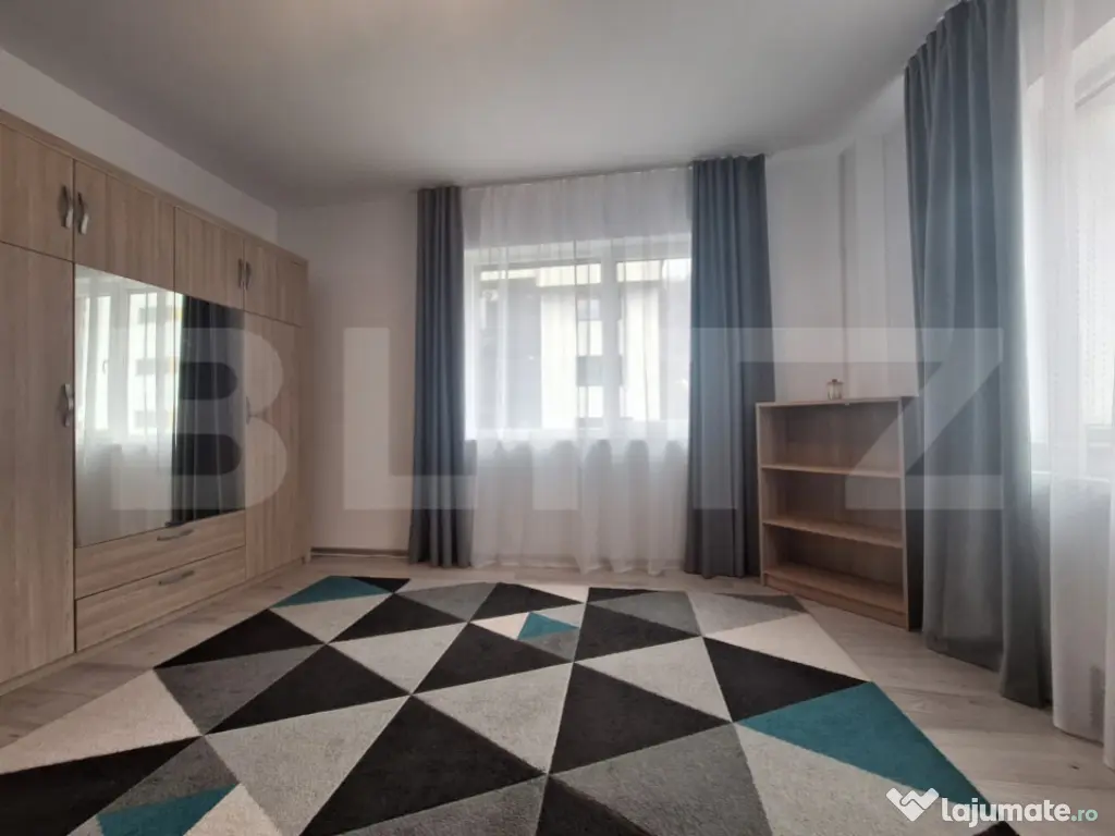 Apartamenrt 2 camere decomandate , 55mp, parcare + boxa, zon 