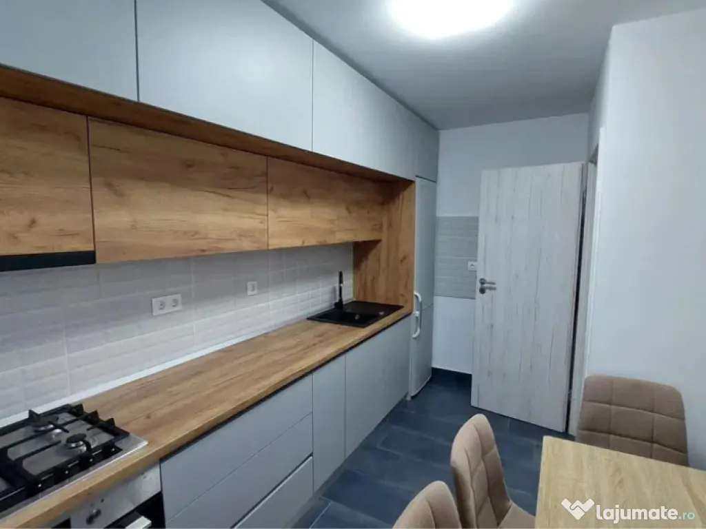 Apartament cu 2 camere 60 mp, etaj intermediar, situat in Co 