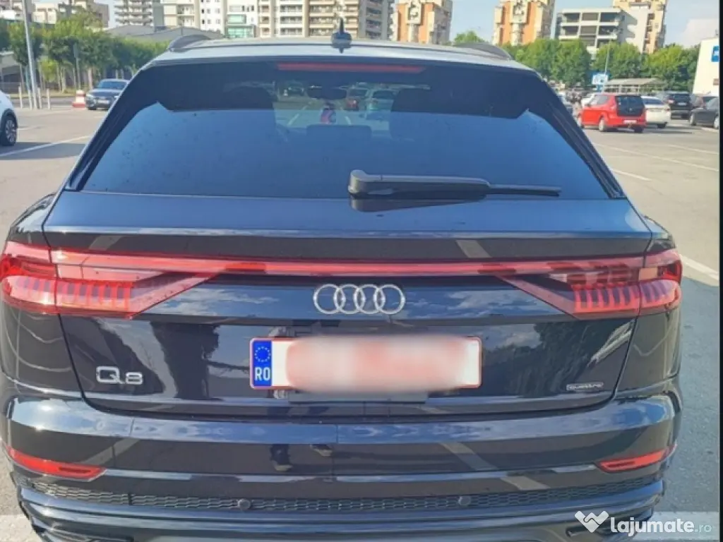 Audi q8 s line 2020 
