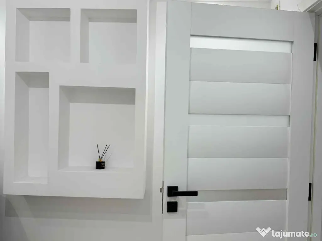 Închiriez cameră salon Annady Studio Craiova Craiovita