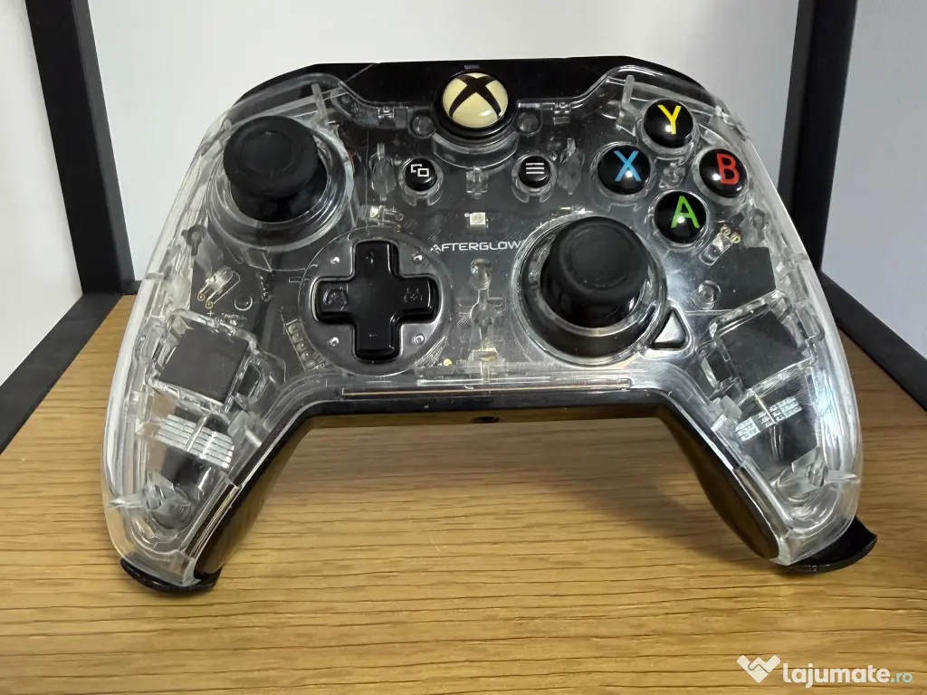 Controller Xbox cu fir - RGB - Negociabil 