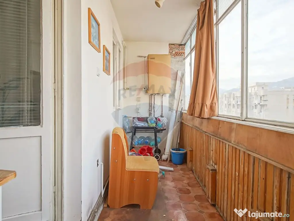 Apartament cu 2 camere de vânzare în zona Florilor 