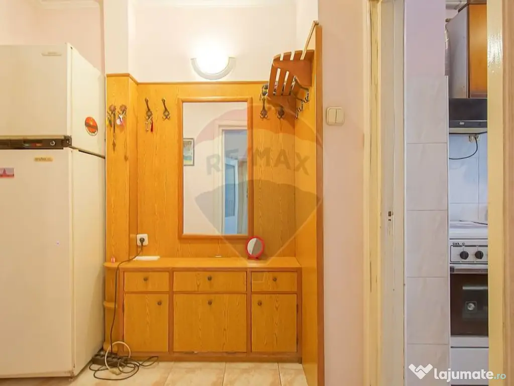 Apartament cu 2 camere de vânzare în zona Florilor 