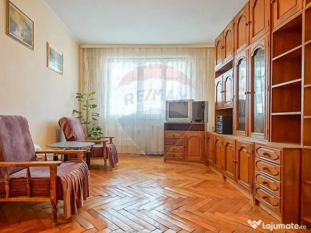 Apartament cu 2 camere de vânzare în zona Florilor 