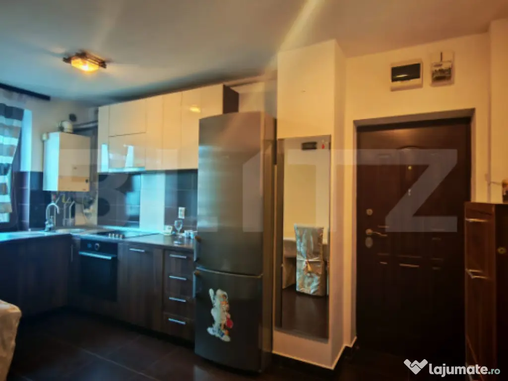 Apartament renovat cu 2 camere, 48 mp, Micro II 