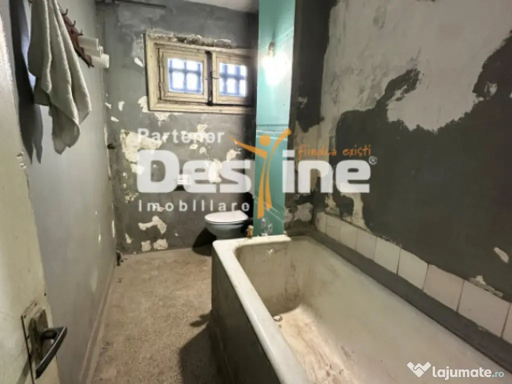 Bulevardul Primăverii - Apartament 2 camere, semidecomandat