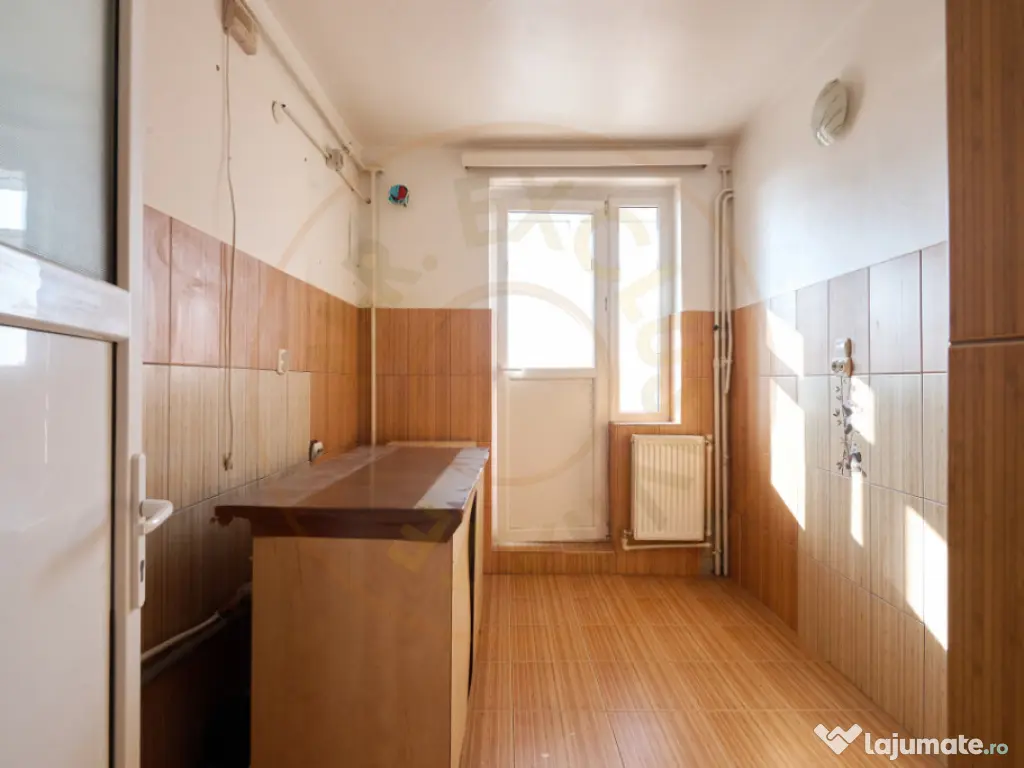 Apartament 3 camere Craiovei