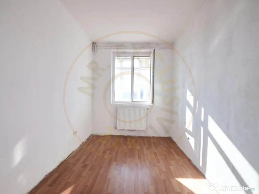 Apartament 3 camere Craiovei