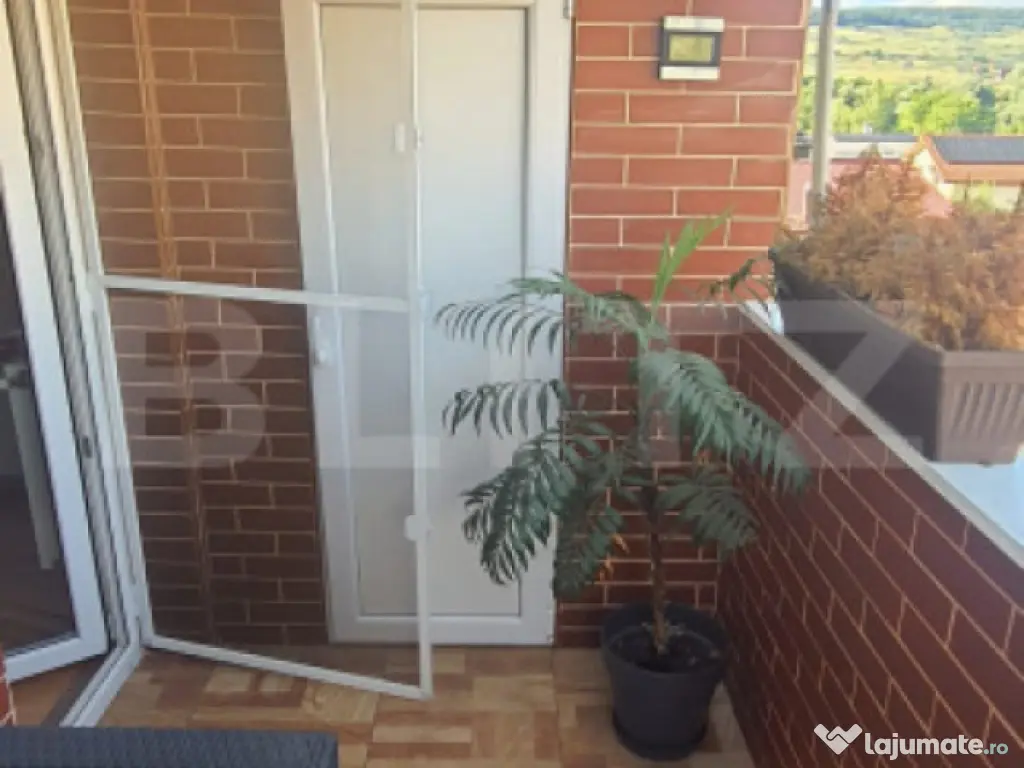 Apartament semidecomandat cu 3 camere, 89mp utili, parcare, 