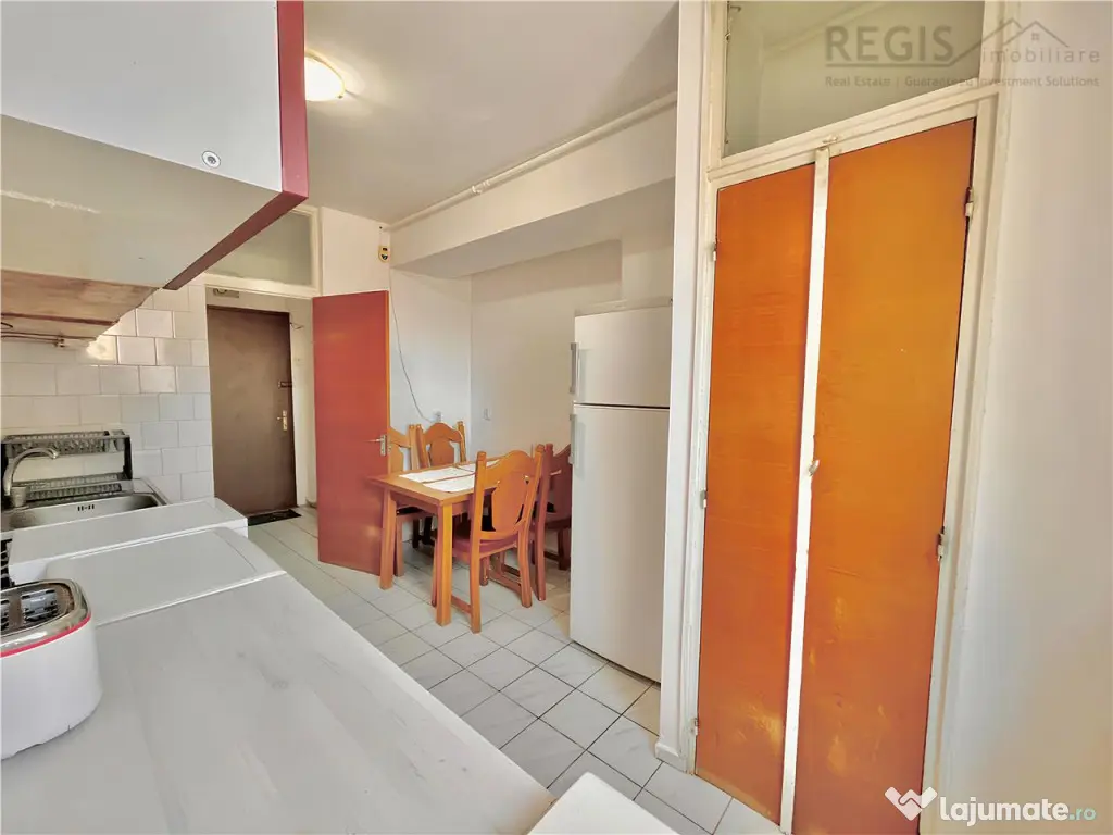 Apartament 2 camere Centrul Civic bloc turn cu priveliste 