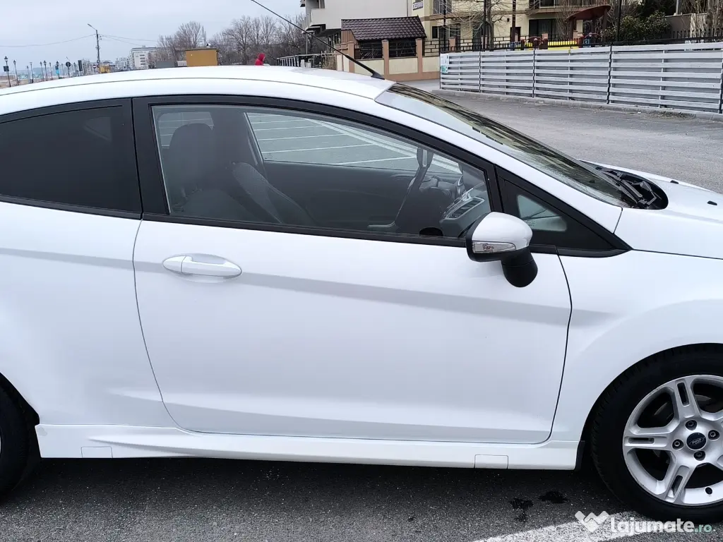 Vand Ford Fiesta ST-Line