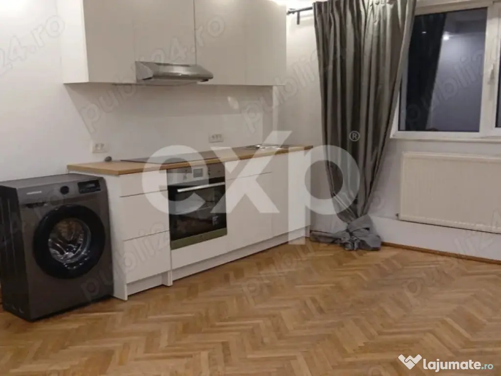 De inchiriat apartament 3 camere in vila, Strada Trivale 