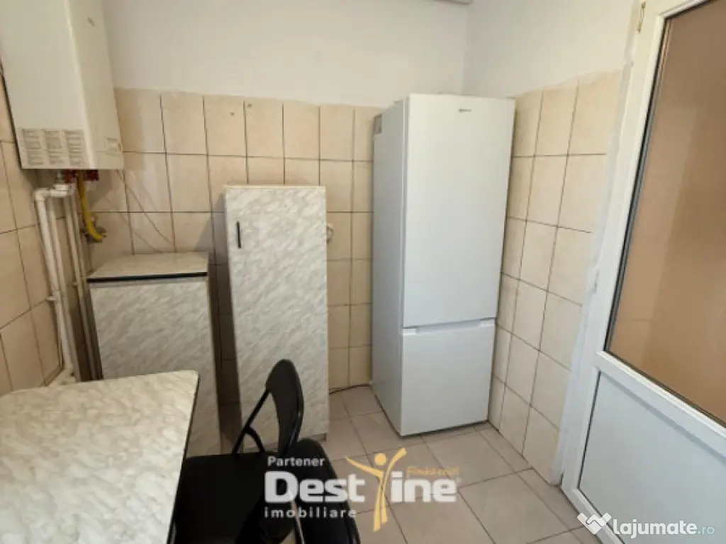 Apartament de inchiriat 2 camere 50Mp central 300euro