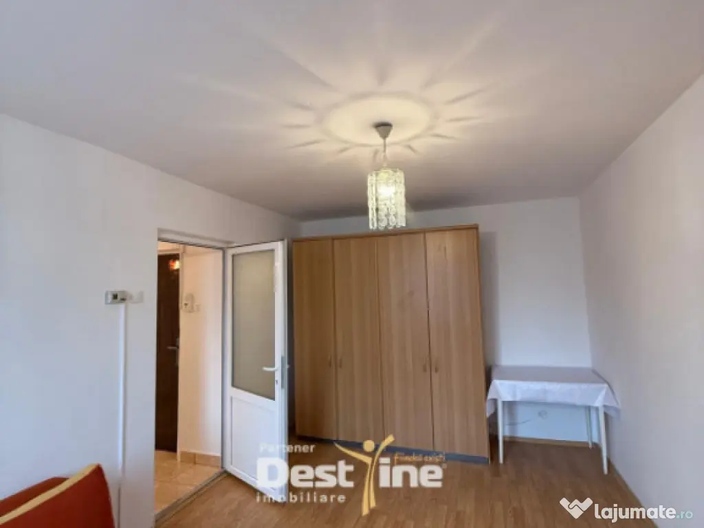 Apartament de inchiriat 2 camere 50Mp central 300euro