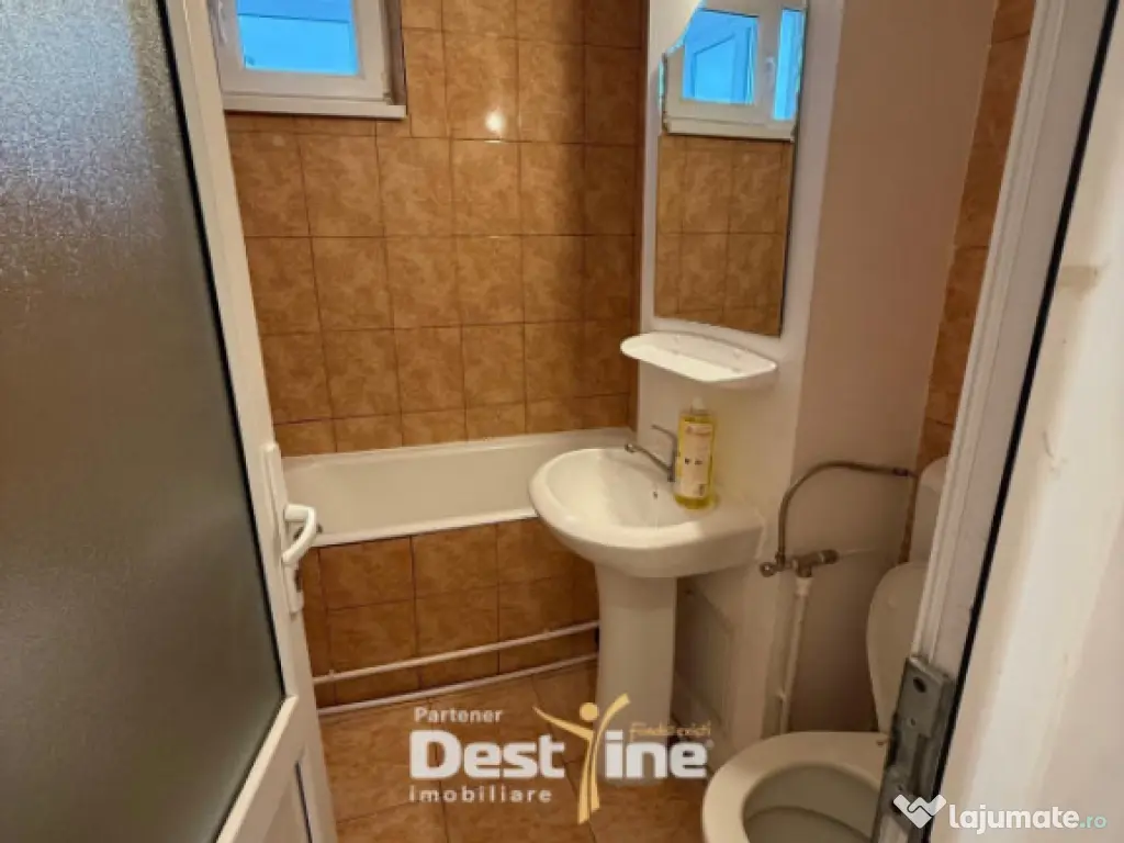 Apartament de inchiriat 2 camere 50Mp central 300euro