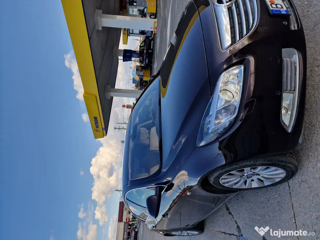 Opel Insignia 1.8 Benzină - 140 CP - An 2011 - 62.626 km 