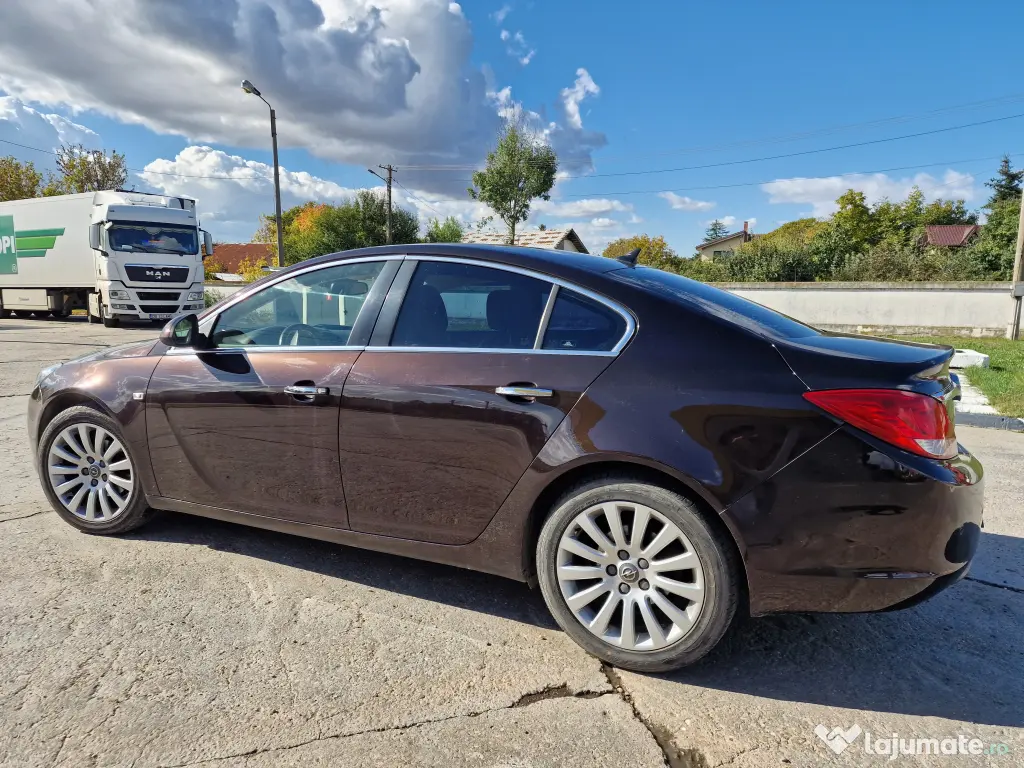 Opel Insignia 1.8 Benzină - 140 CP - An 2011 - 62.626 km 
