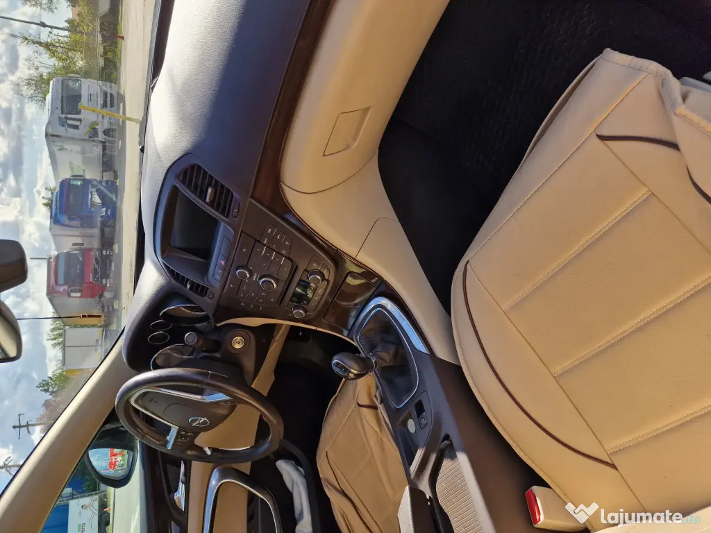 Opel Insignia 1.8 Benzină - 140 CP - An 2011 - 62.626 km 