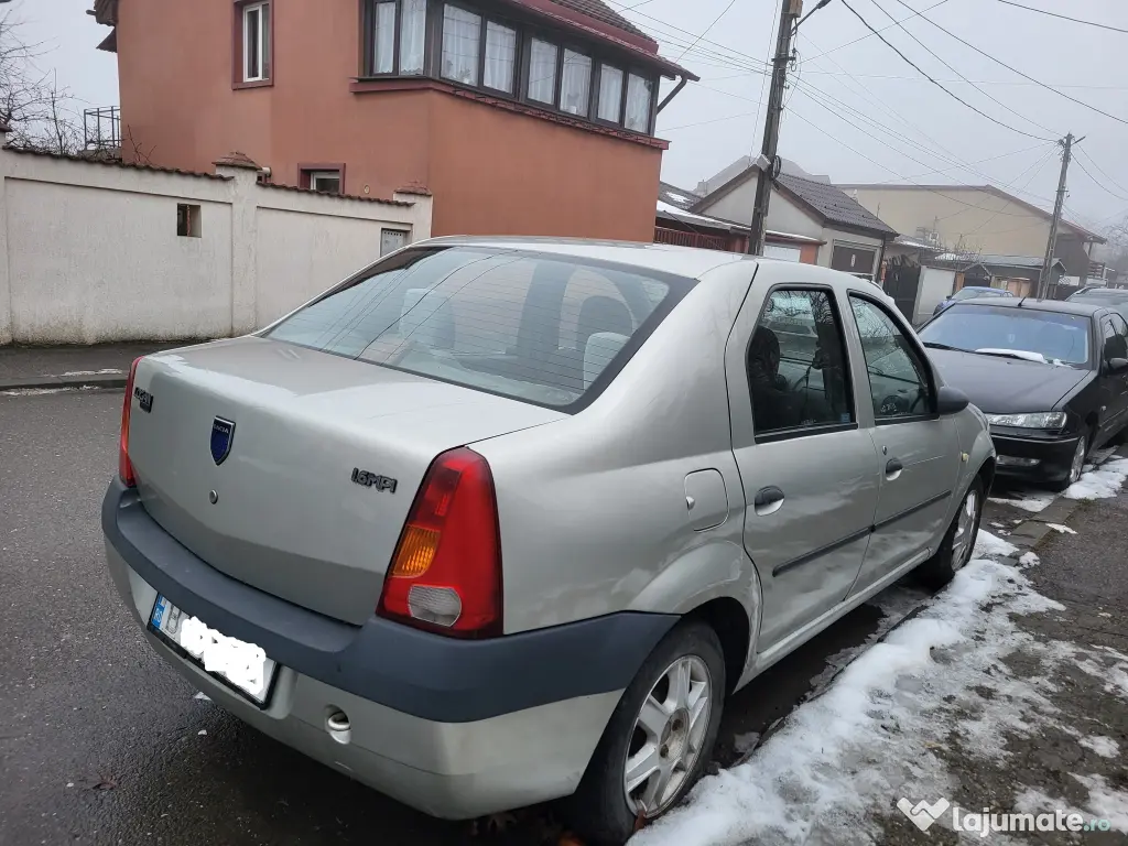 Vand Dacia Logan din 2004 