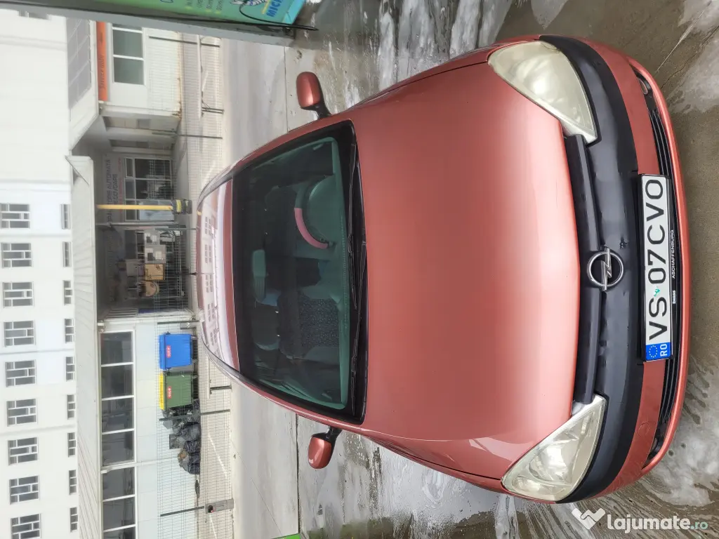 Opel corsa c an 2001